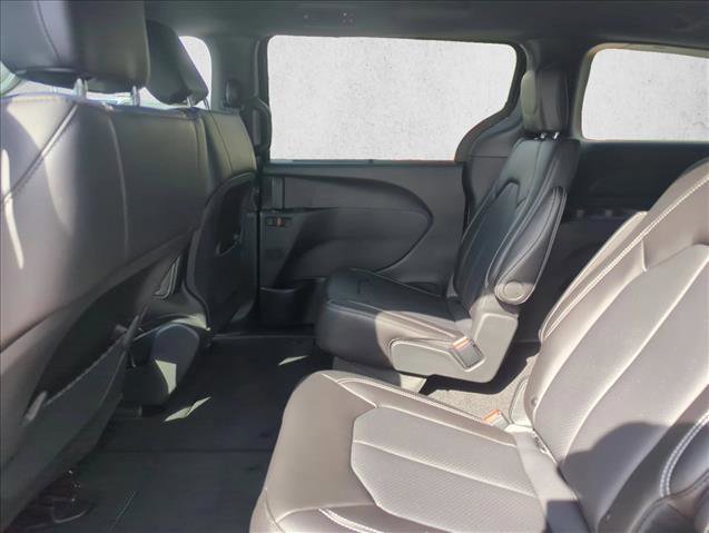 New 2026 Chrysler Voyager LX image 14