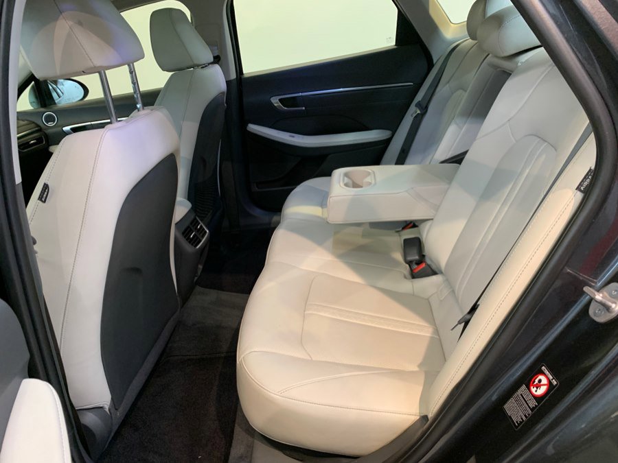 Used 2023 Hyundai Sonata Limited w/ Cargo Package FWD image 49