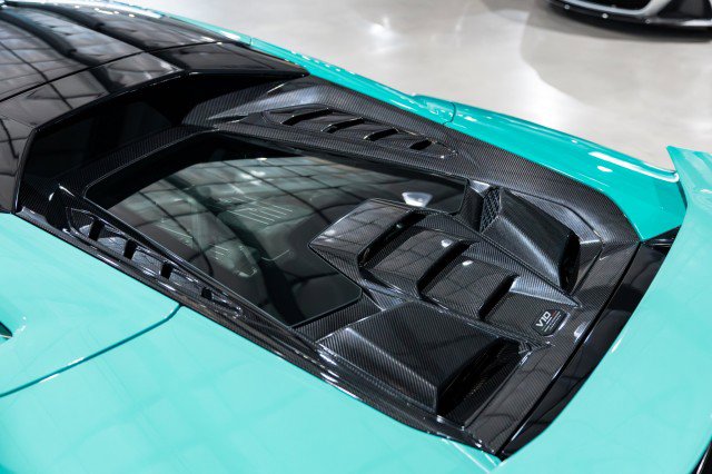 Used 2024 Lamborghini Huracan Tecnica image 16