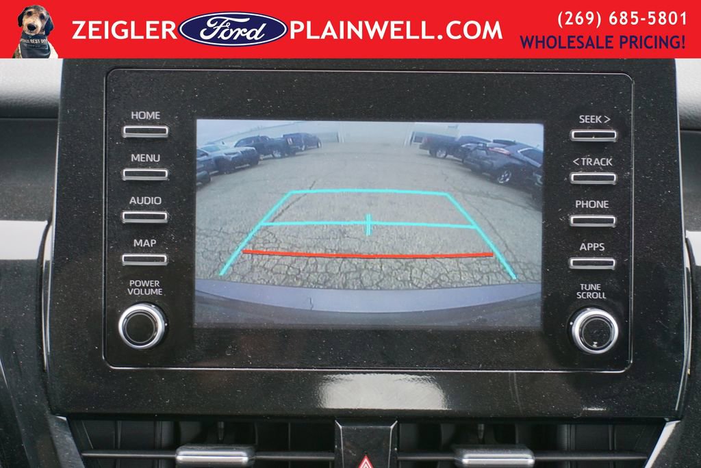 Used 2024 Toyota Camry SE image 18