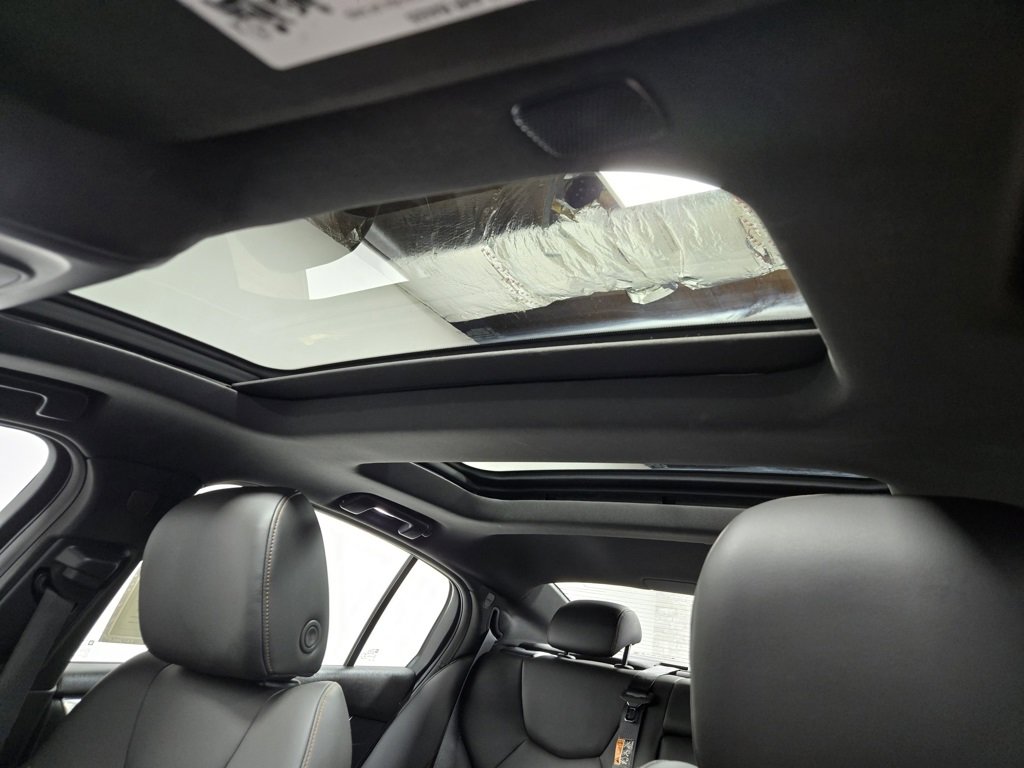 Used 2022 Cadillac CT5 Sport image 9