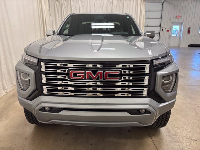 Used 2026 GMC Canyon Denali AWD/4WD image 9
