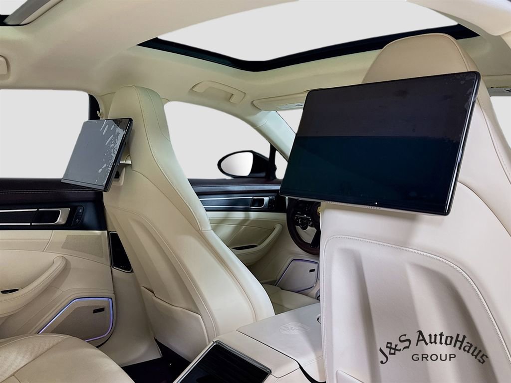 Used 2023 Porsche Panamera 4 Platinum Edition AWD/4WD image 41