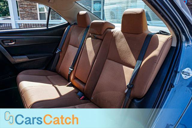 Used 2015 Toyota Corolla LE FWD image 33