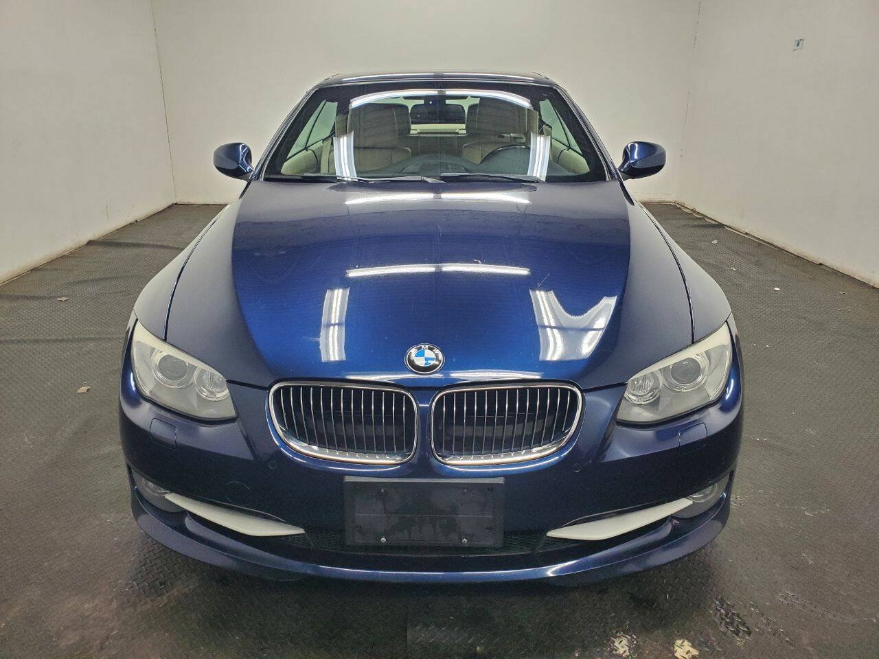 Used 2012 BMW 328i Convertible w/ Premium Pkg RWD image 2