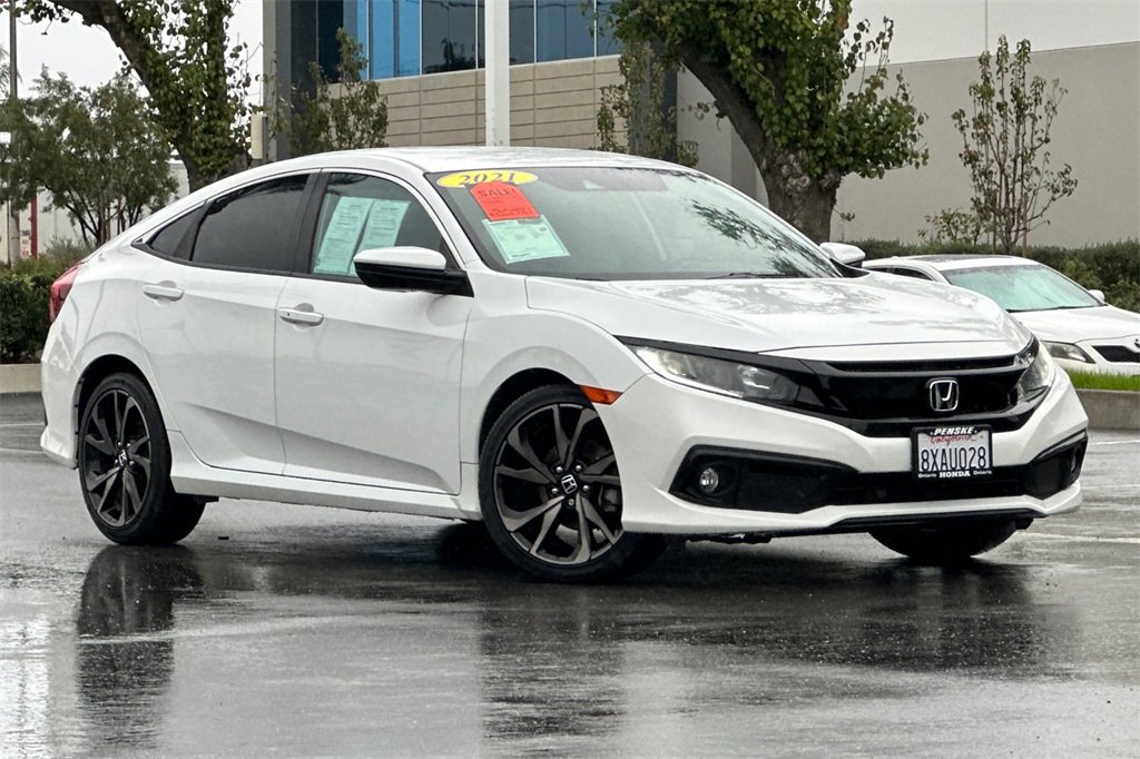 Used 2021 Honda Civic Sport image 2