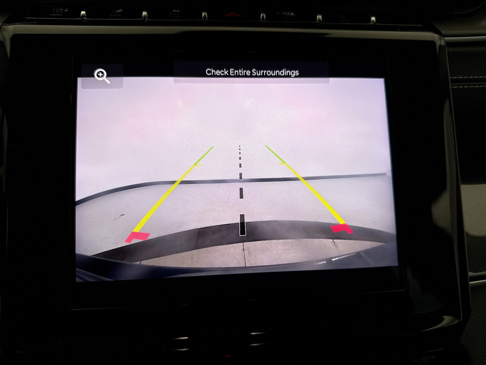 Used 2023 Jeep Grand Cherokee Laredo image 16