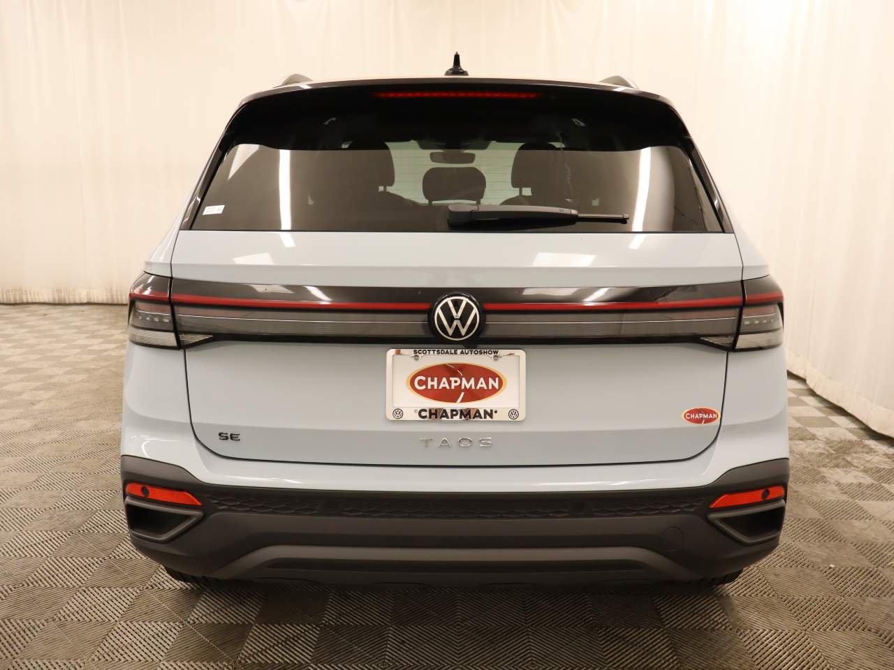 New 2026 Volkswagen Taos SE FWD image 5