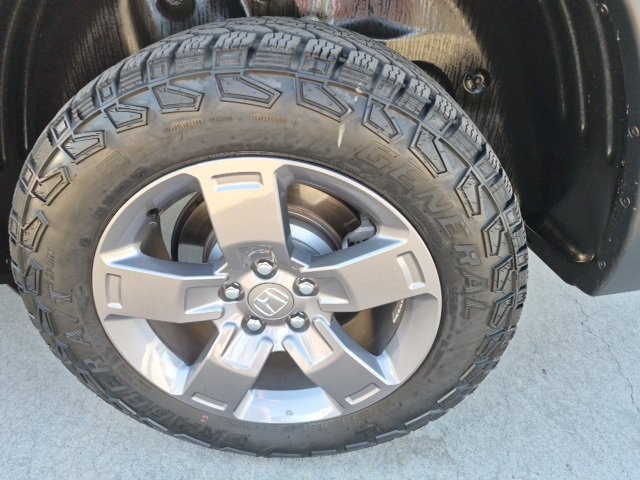 Used 2025 Honda Ridgeline TrailSport image 4