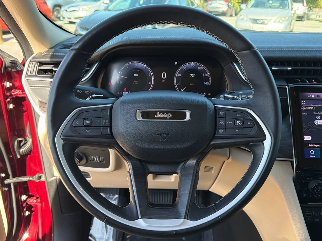 Used 2022 Jeep Grand Cherokee Limited AWD/4WD image 28