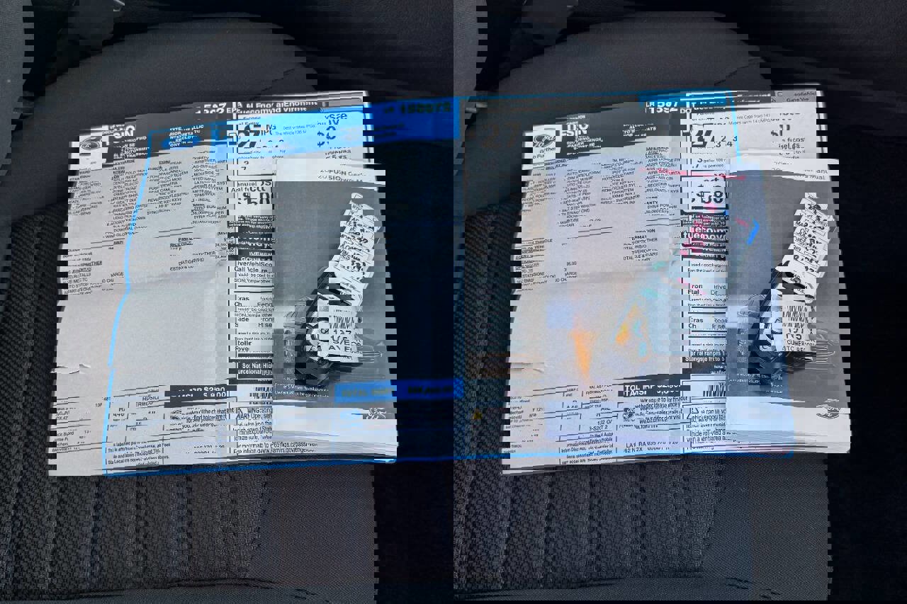 Used 2020 Ford Fusion SE image 31