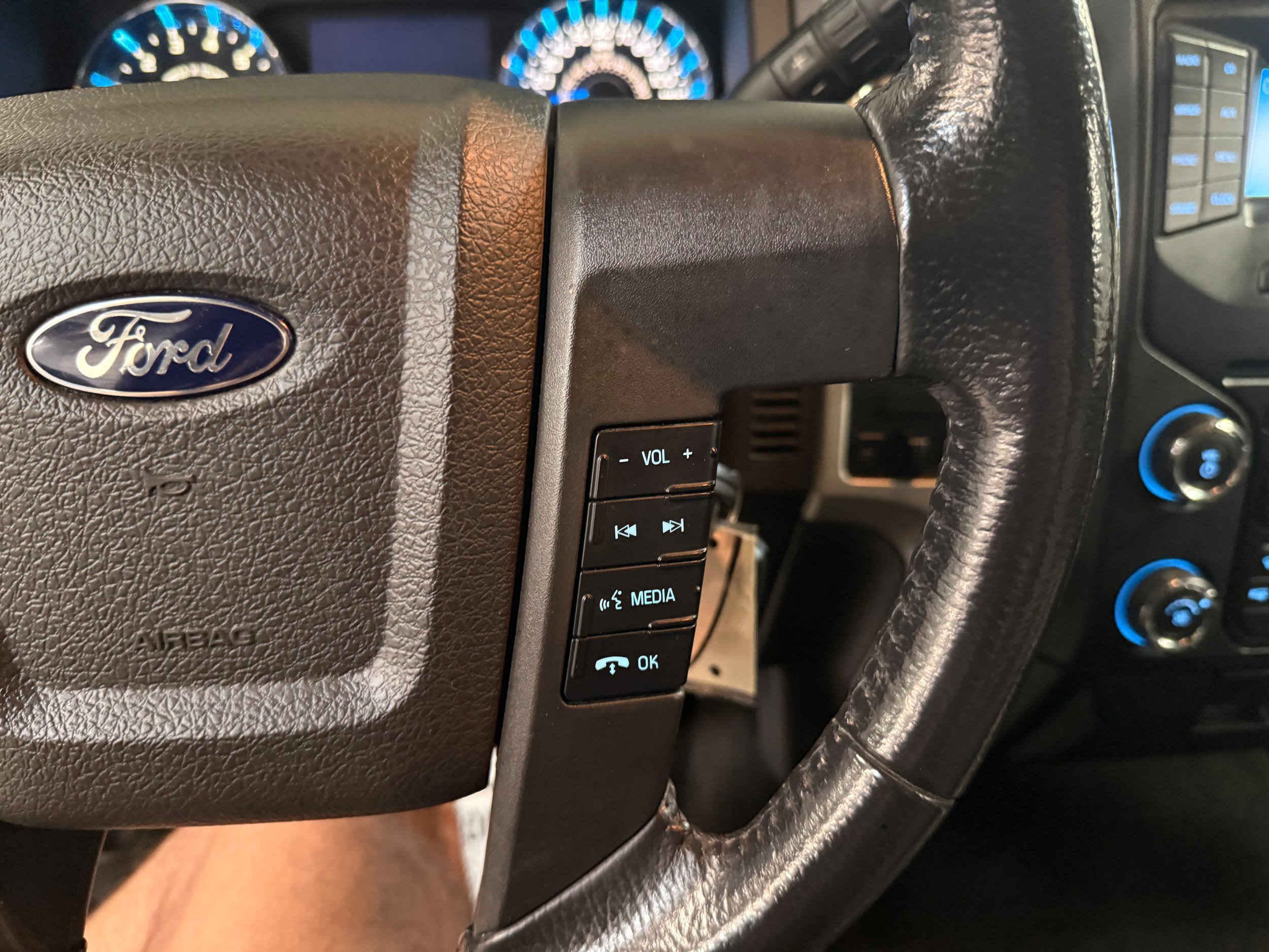Used 2013 Ford F150 XLT w/ Luxury Equipment Group AWD/4WD image 43