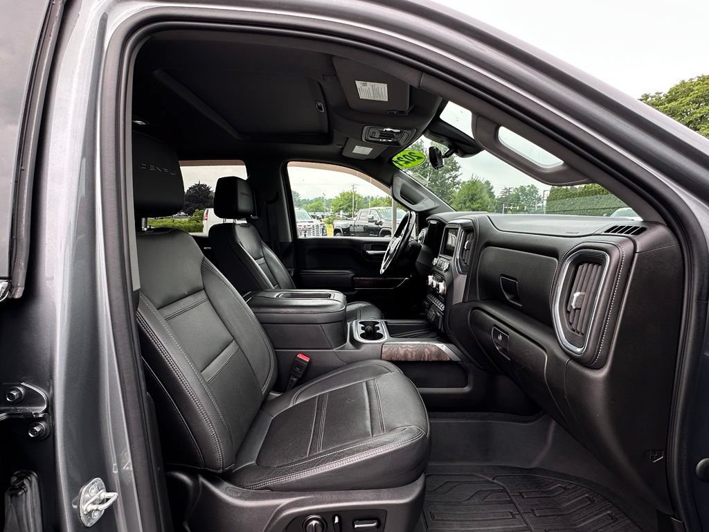 Used 2021 GMC Sierra 1500 Denali w/ Denali Ultimate Package AWD/4WD image 12