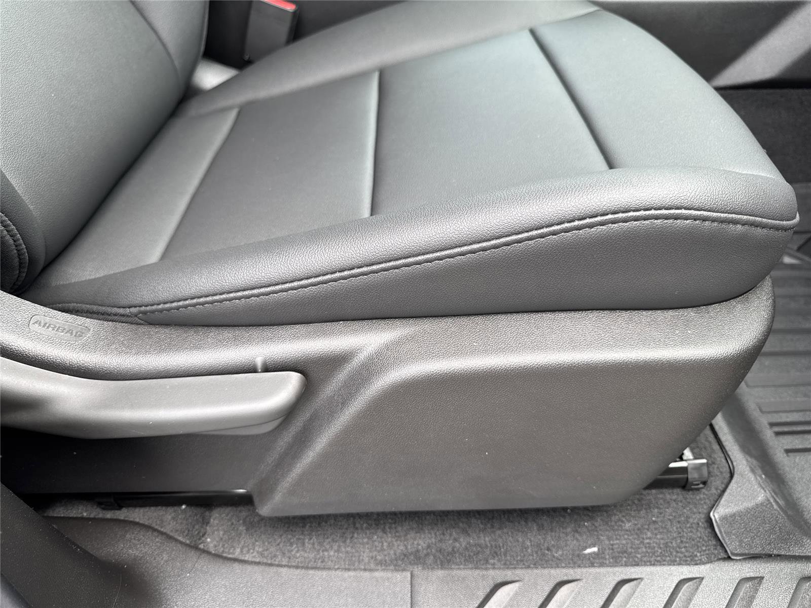 New 2026 Chevrolet Colorado Trail Boss AWD/4WD image 12