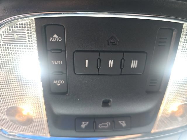 Used 2019 Jeep Grand Cherokee Altitude AWD/4WD image 33