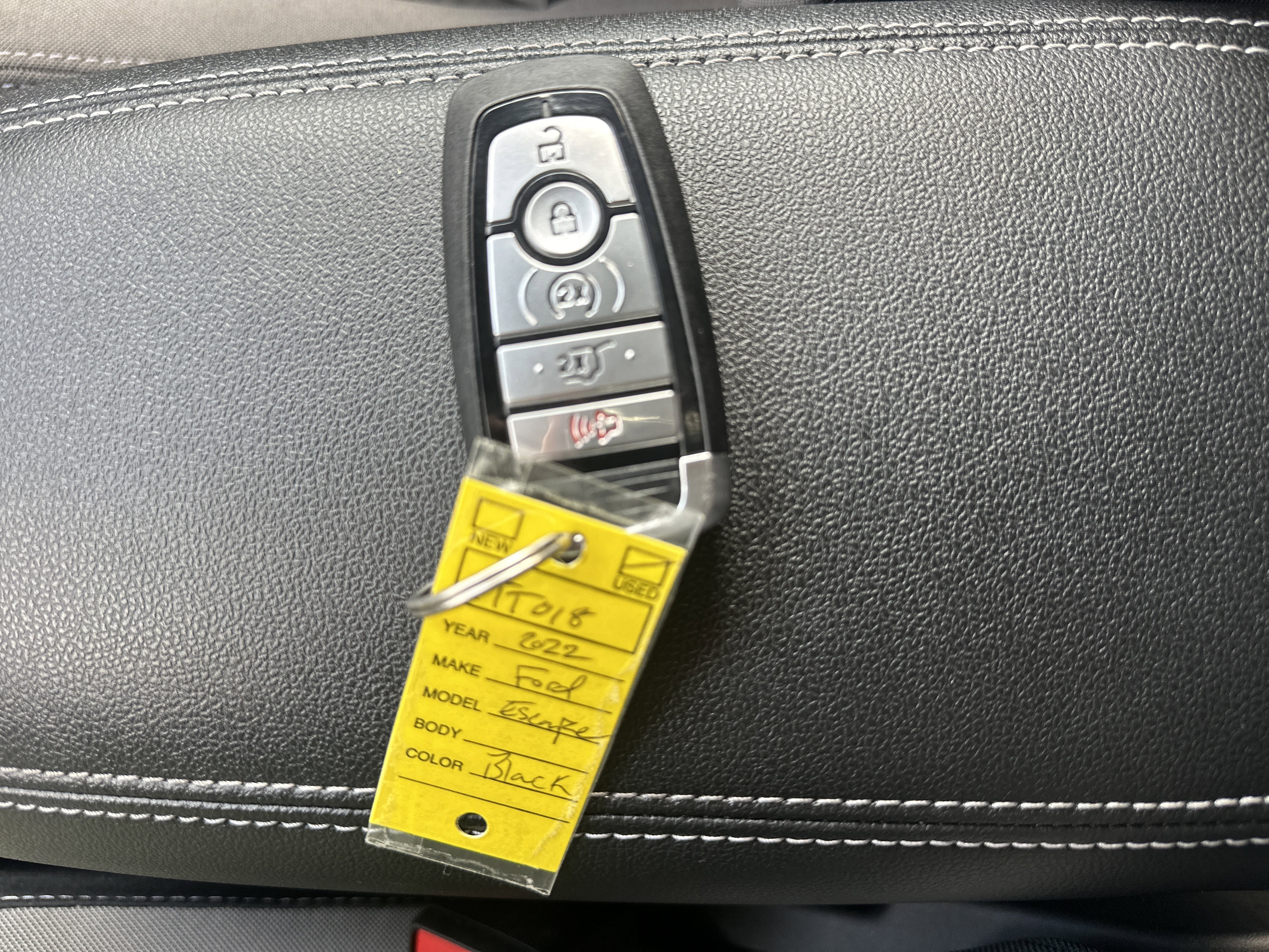 Used 2022 Ford Escape SE w/ Convenience Package image 28