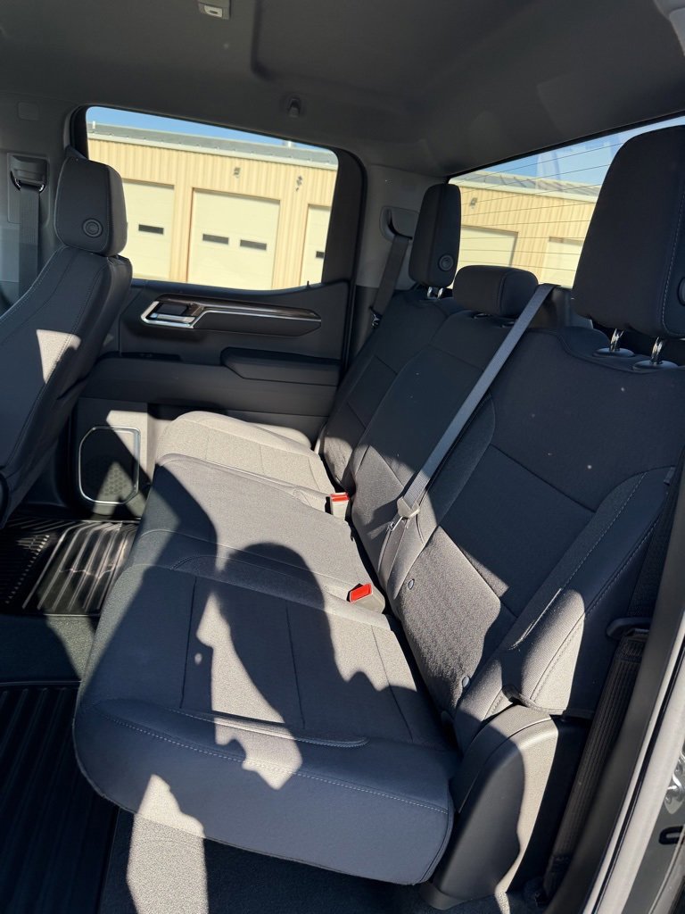 New 2026 Chevrolet Silverado 1500 LT image 4