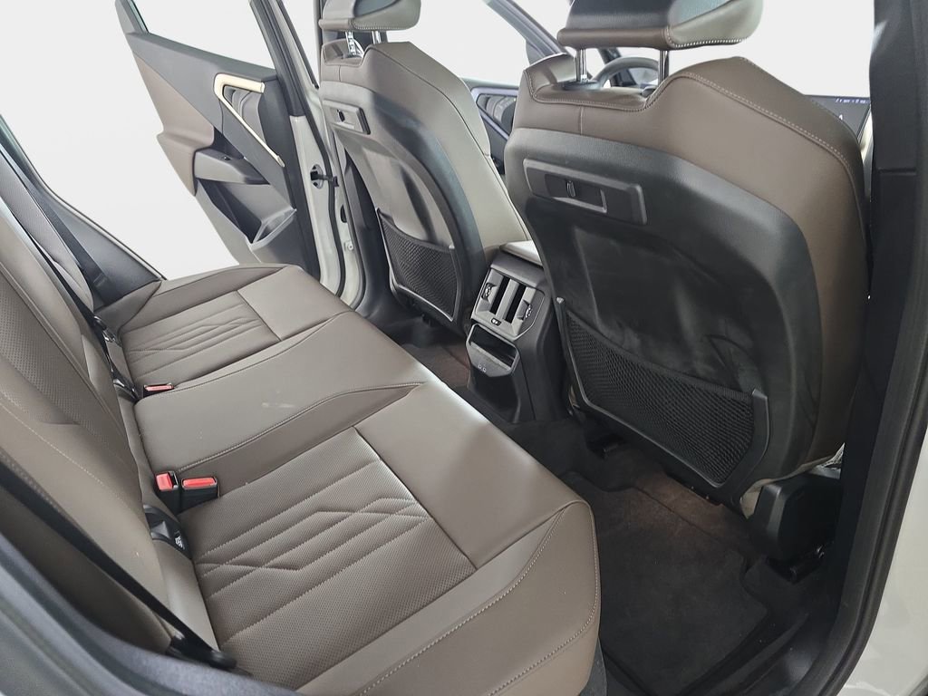 Used 2025 BMW X3 xDrive30i w/ Premium Package image 12