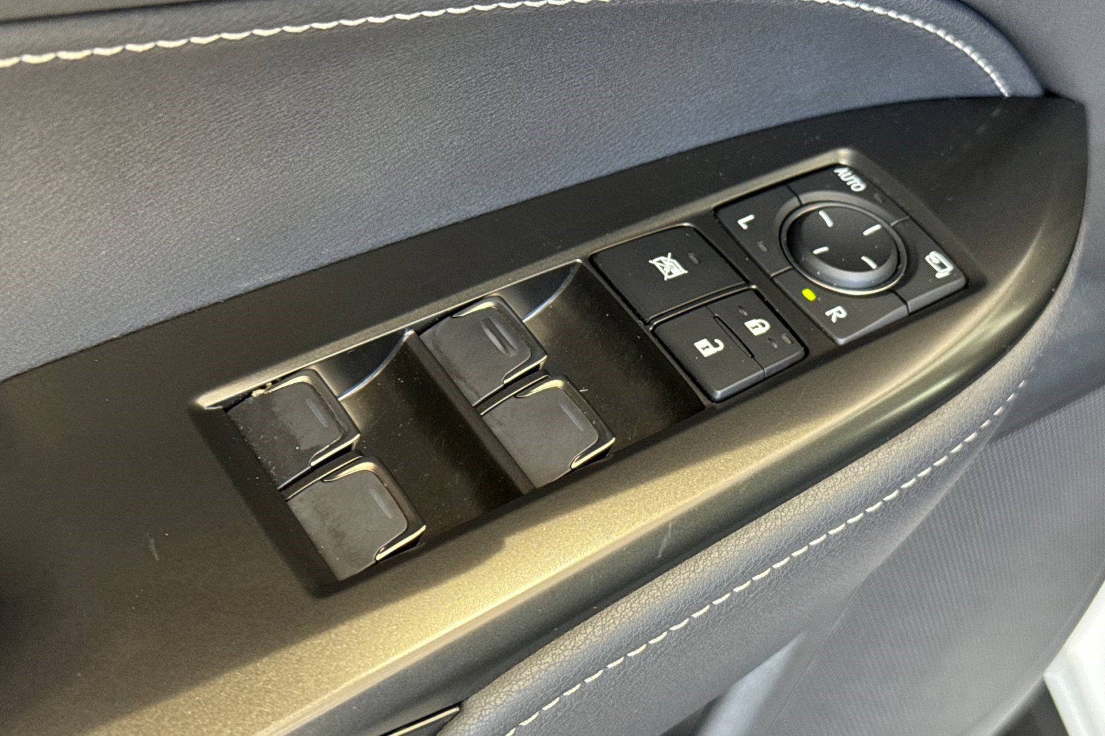 Certified 2026 Lexus NX 350h AWD w/ Accessory Package (K3) image 13