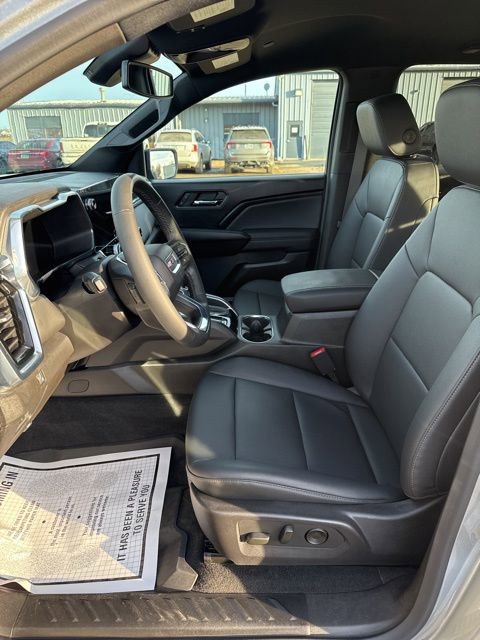 Used 2024 GMC Canyon Elevation w/ Elevation Premium Package image 10