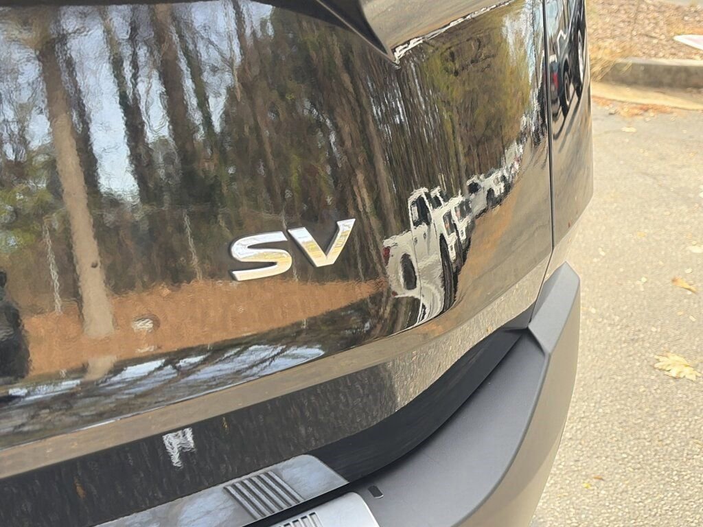 Certified 2023 Nissan Rogue SV image 5