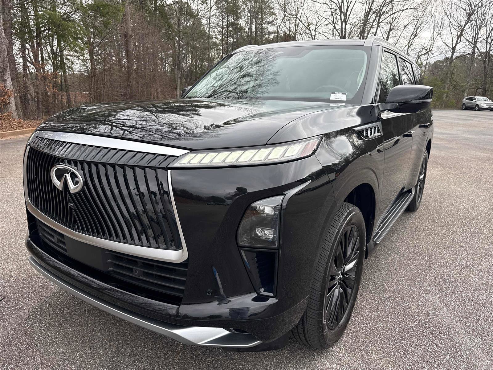 Certified 2025 INFINITI QX80 Sensory image 34