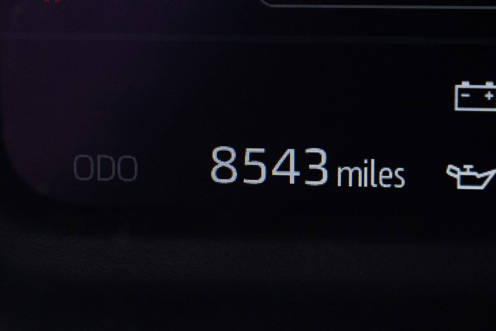 New 2025 Toyota Tundra Platinum w/ TRD Off-Road Package image 36