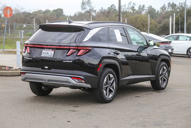 Certified 2025 Hyundai Tucson SEL AWD/4WD image 5