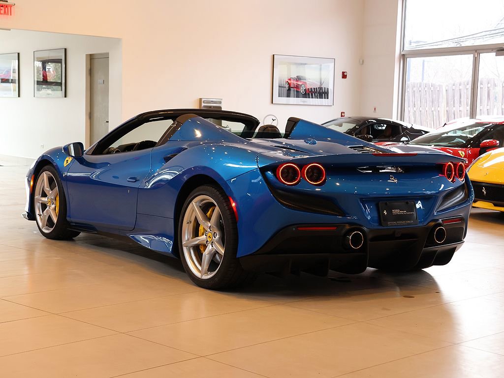 Certified 2021 Ferrari F8 Tributo image 2