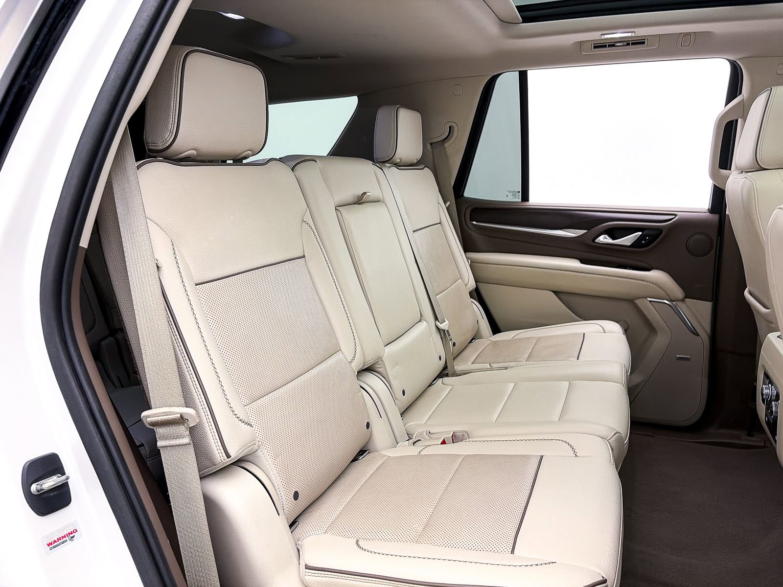 Used 2021 GMC Yukon Denali w/ Denali Premium Package image 41