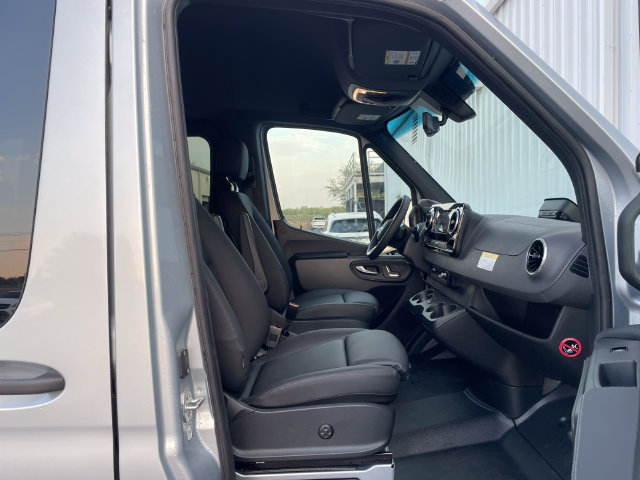 New 2025 Mercedes-Benz Sprinter 2500 image 19