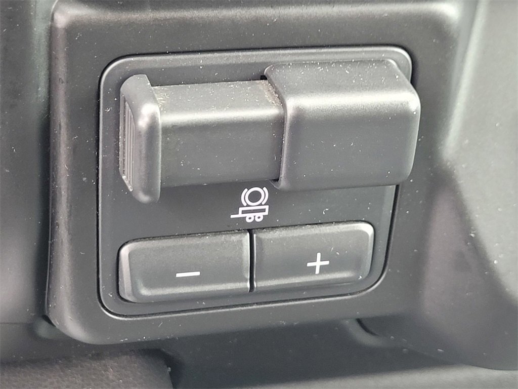 Used 2021 Chevrolet Silverado 1500 LT Trail Boss image 21