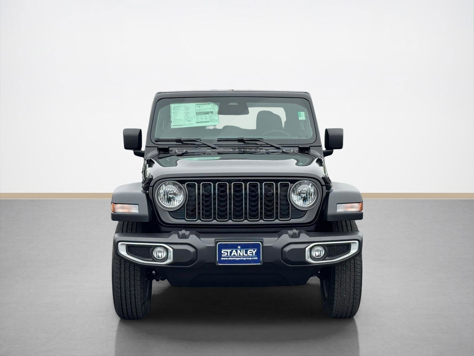 New 2026 Jeep Gladiator Sport image 2