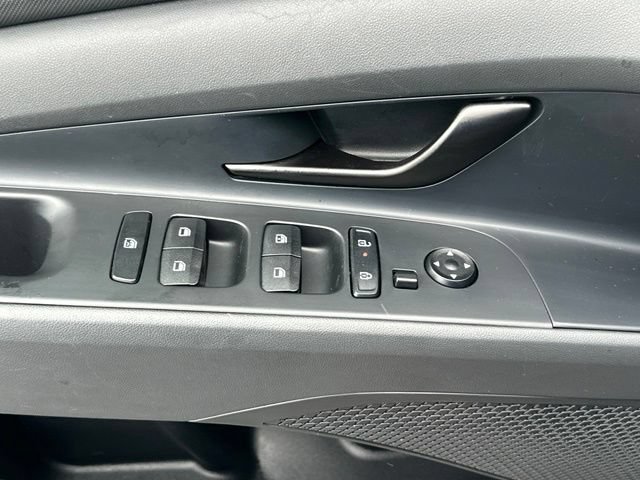 Used 2026 Hyundai Elantra Sport FWD image 20