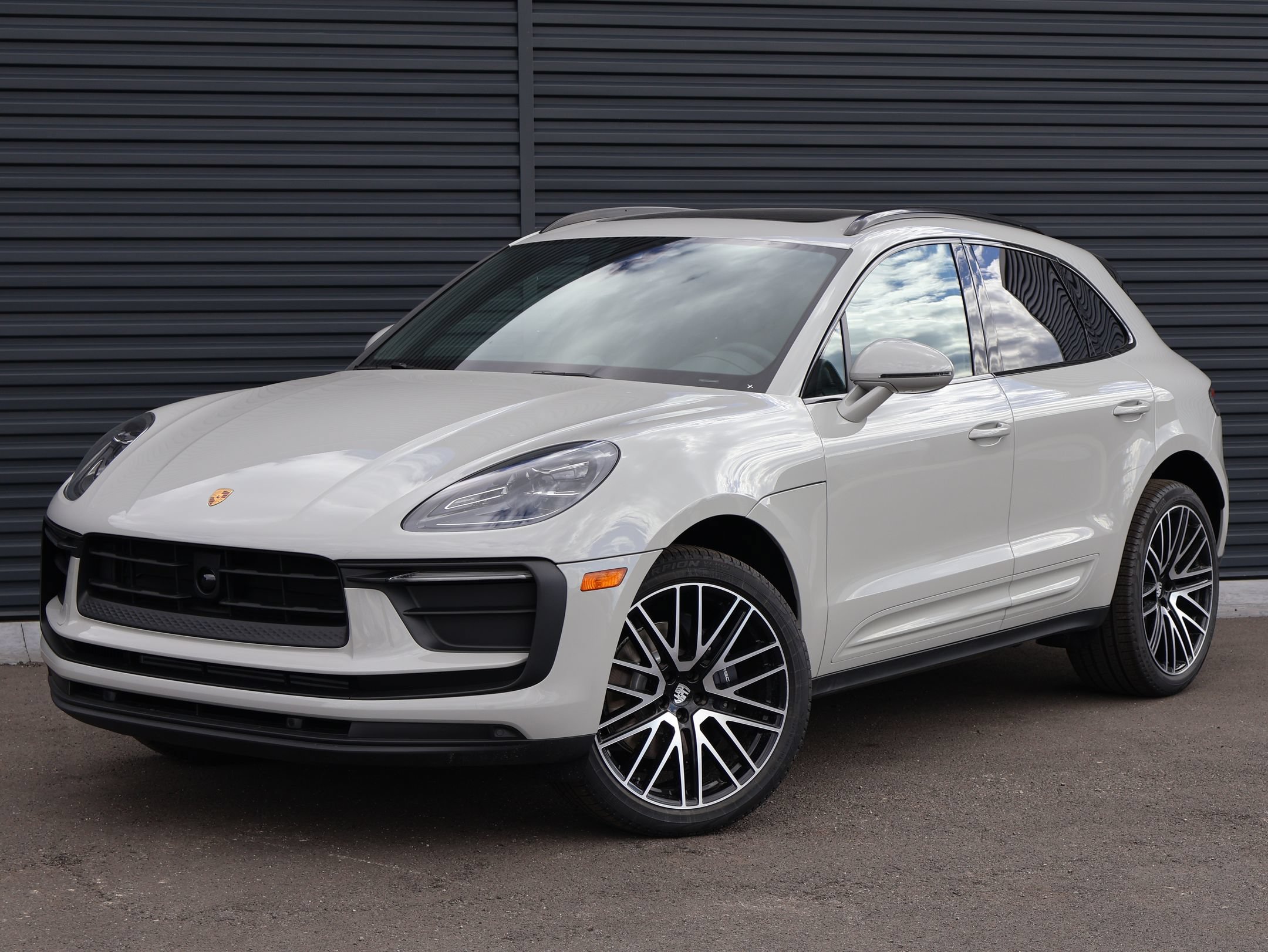 New 2026 Porsche Macan