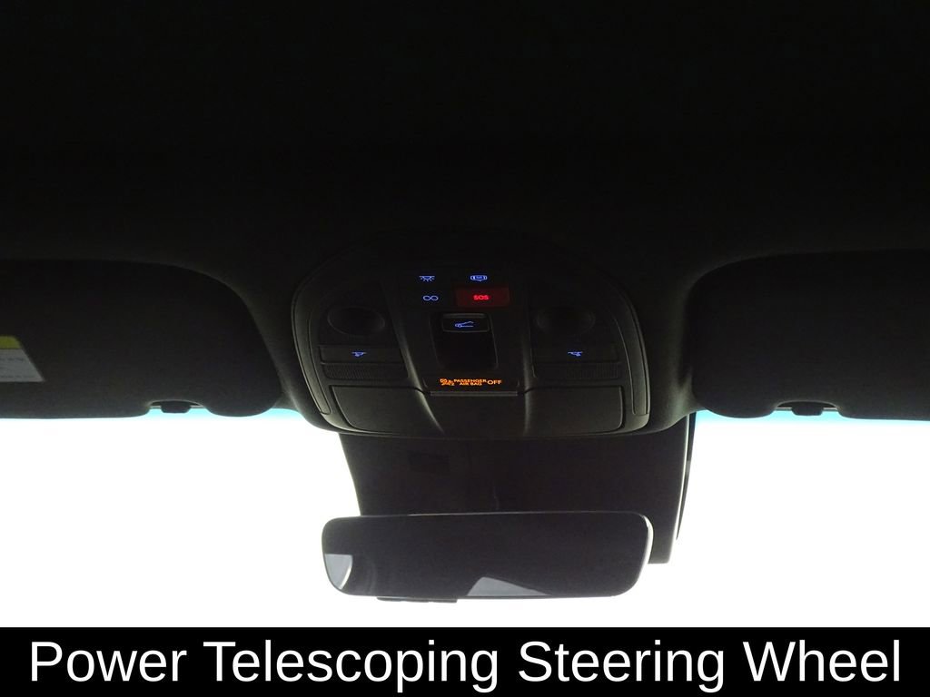 Used 2024 Genesis G70 2.5T w/ Sport Prestige Package image 32