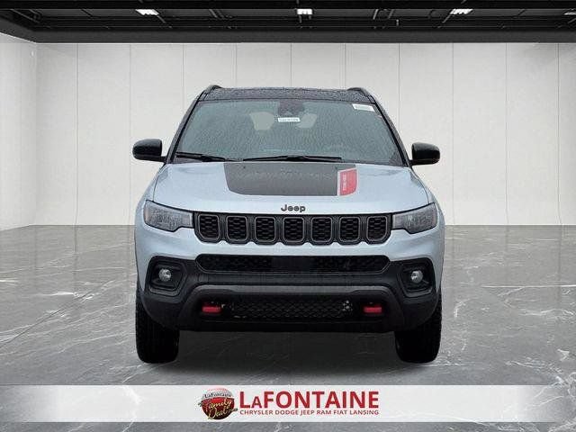New 2026 Jeep Compass Trailhawk w/ Sun, Sound & Navigation Group AWD/4WD image 8