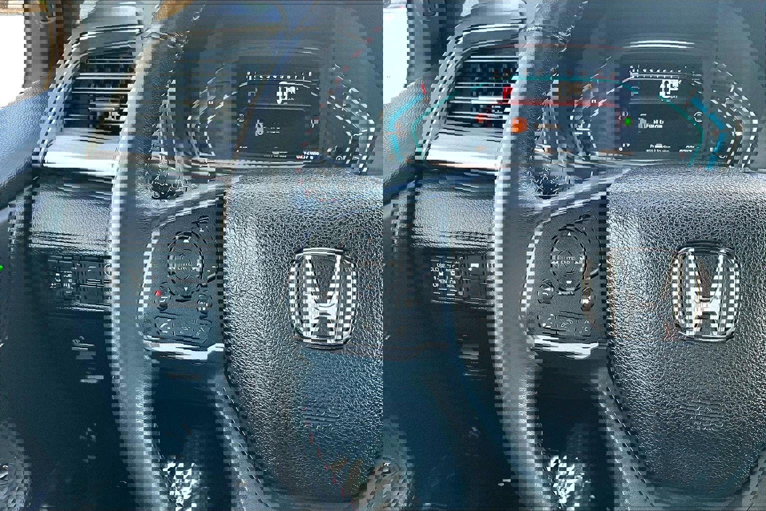 Used 2023 Honda Odyssey Sport image 18