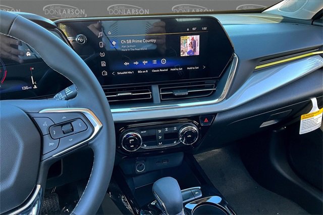 New 2026 Chevrolet Trax LT w/ Driver Confidence Package image 10