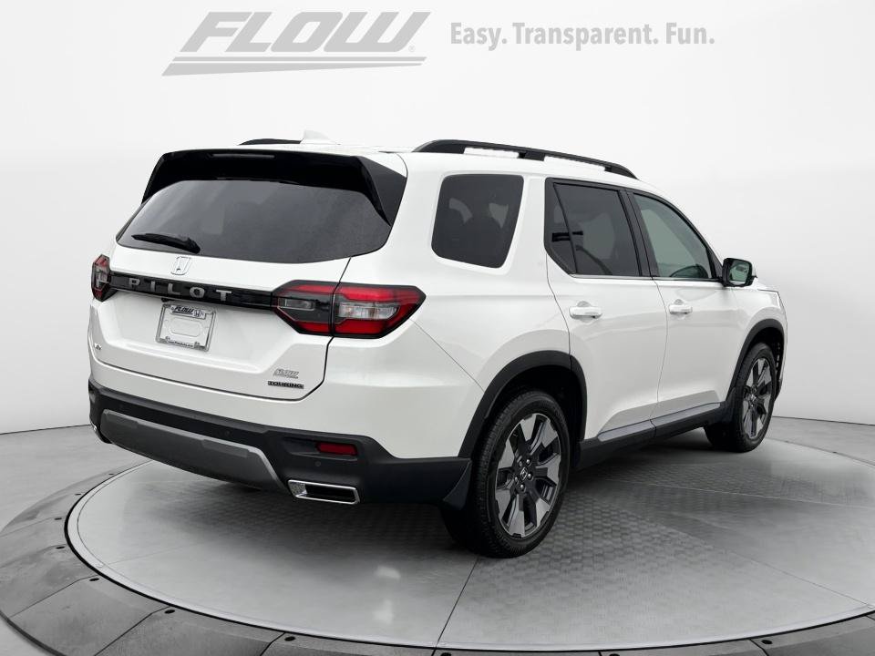New 2026 Honda Pilot Touring image 7