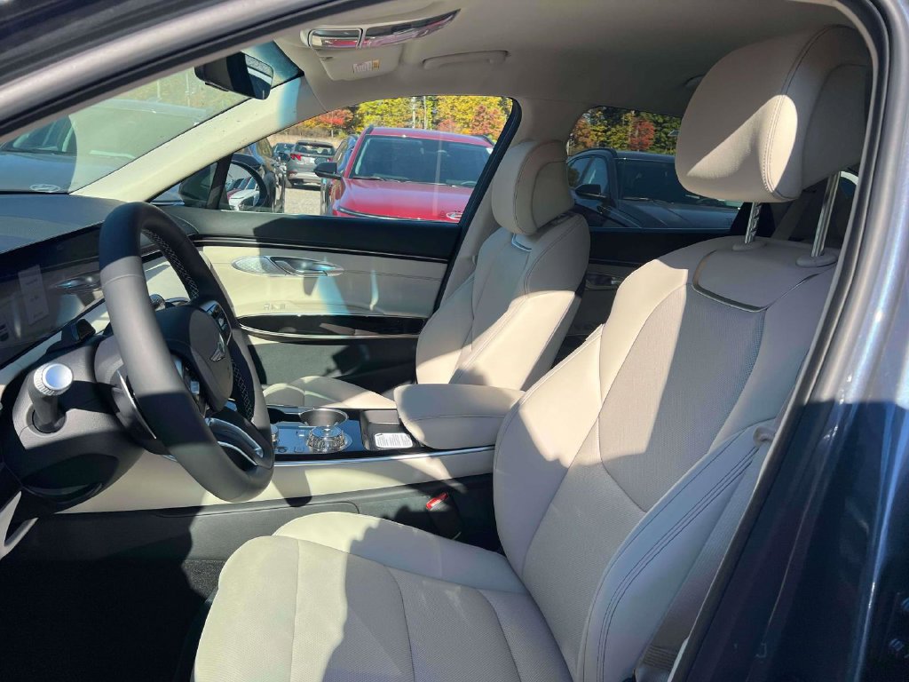 New 2027 Genesis GV70 2.5T AWD/4WD image 31