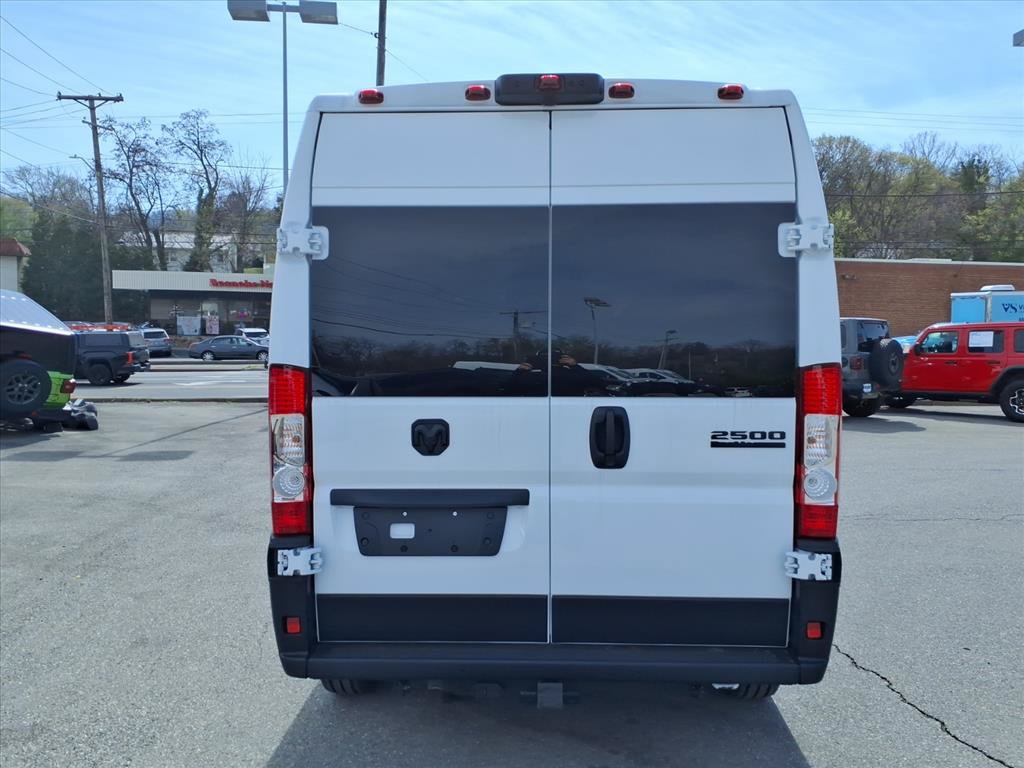 New 2026 RAM ProMaster 2500 w/ Quick Order Package 22H SLT+ FWD image 5
