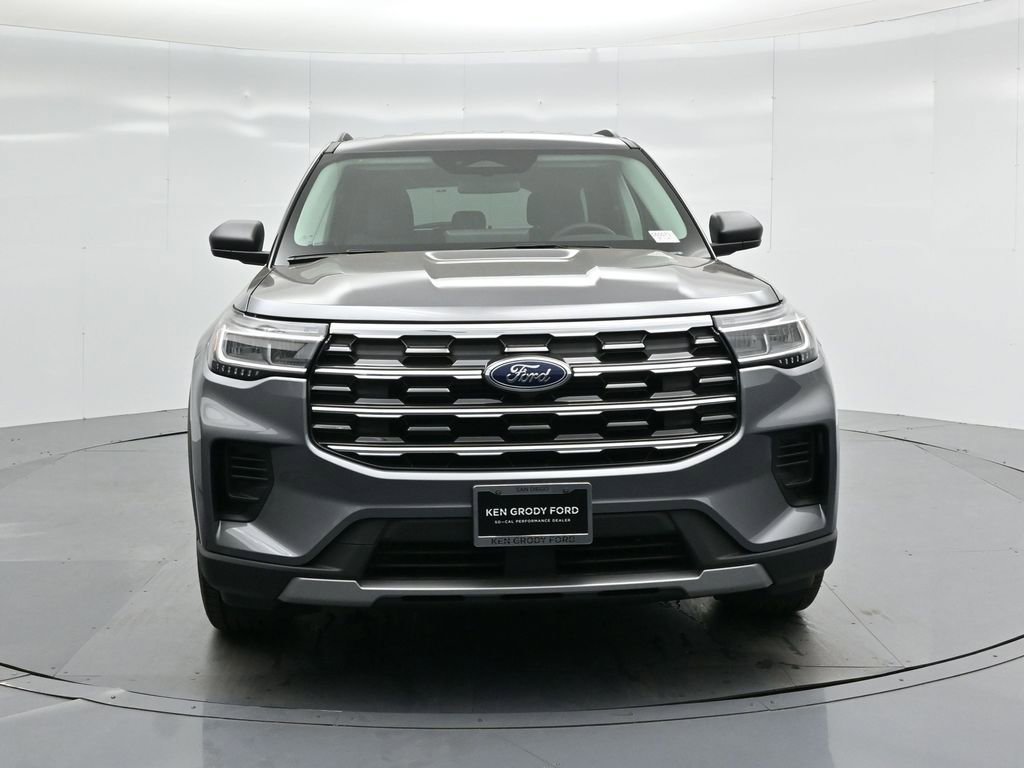 New 2025 Ford Explorer Active image 26