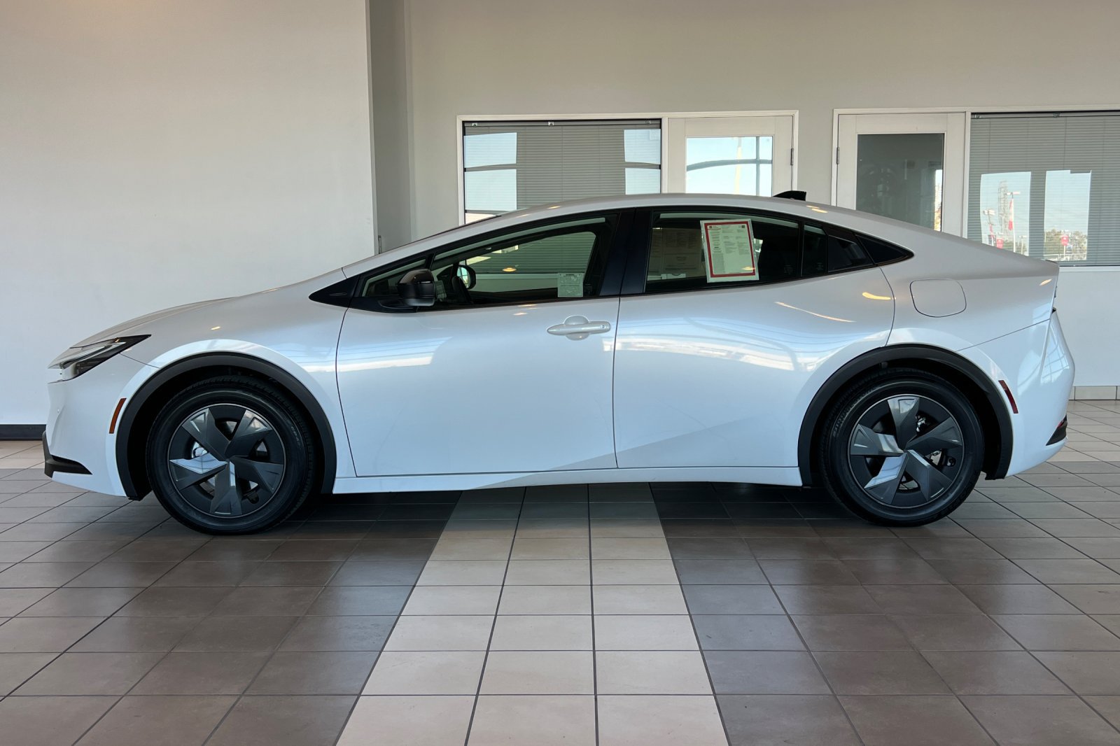 Certified 2026 Toyota Prius Plug-In Hybrid FWD image 7