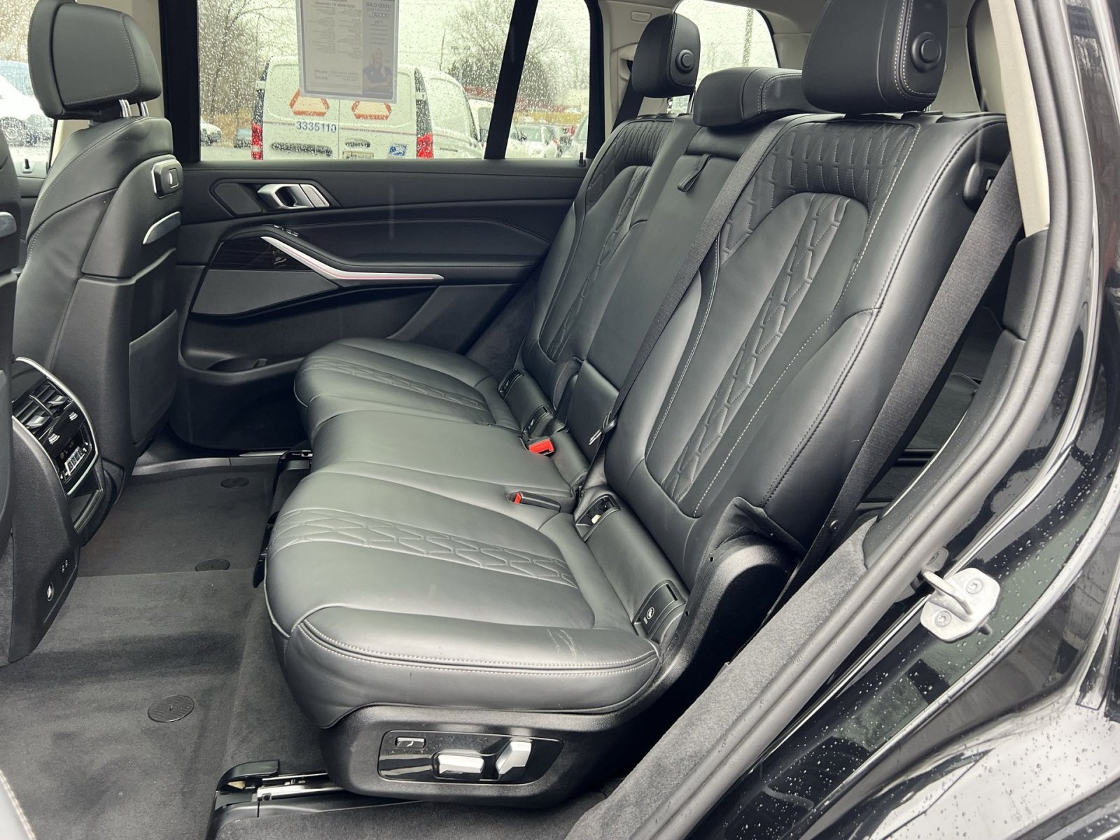 Used 2025 BMW X7 xDrive40i image 23