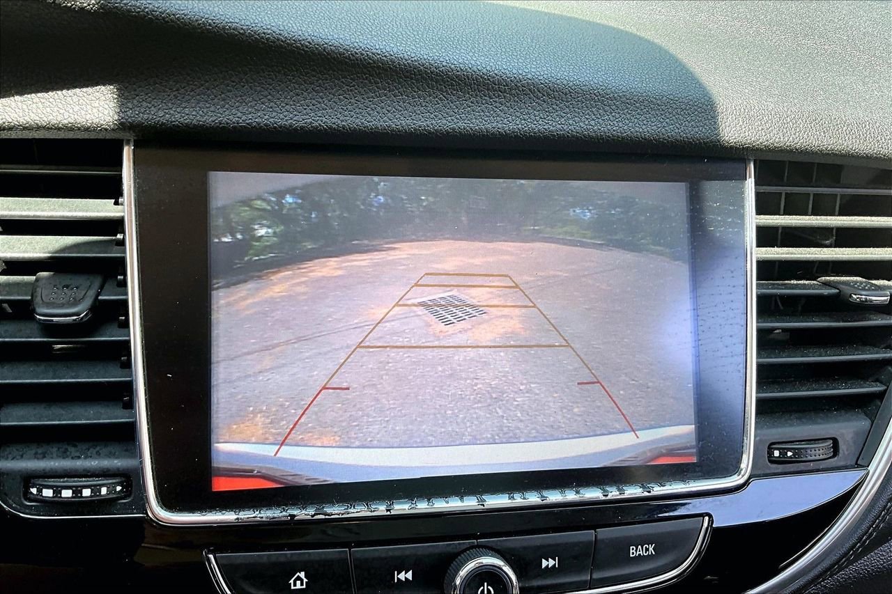 Used 2020 Buick Encore Preferred FWD image 13