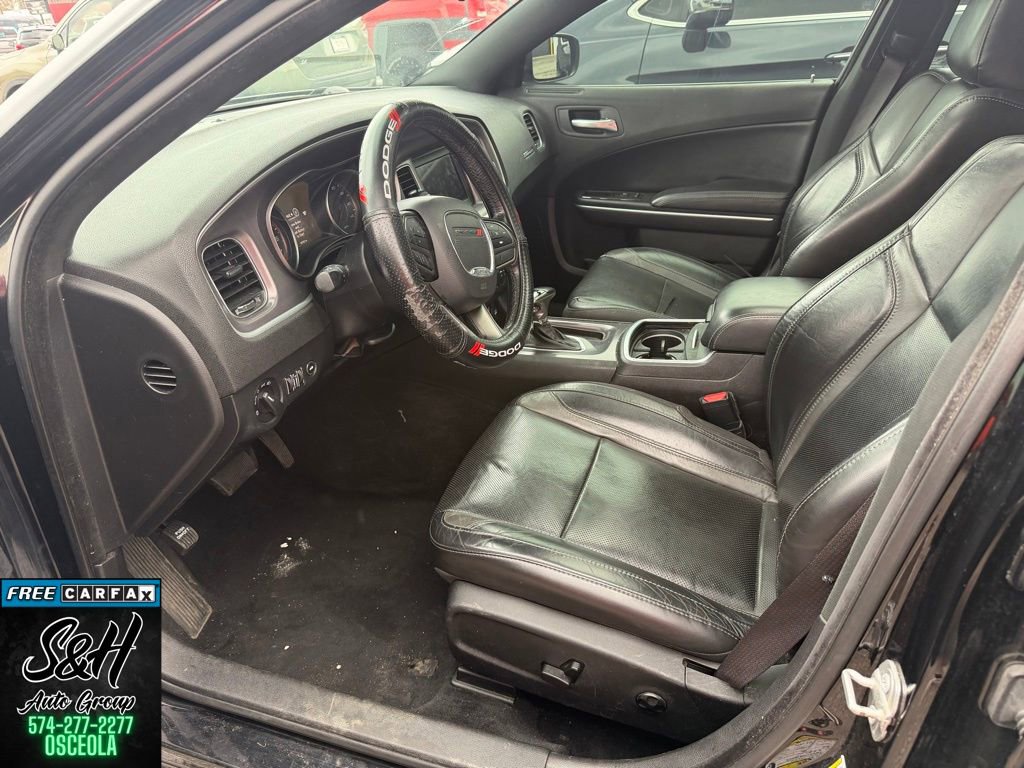 Used 2021 Dodge Charger SXT w/ Leather Interior Group RWD image 4