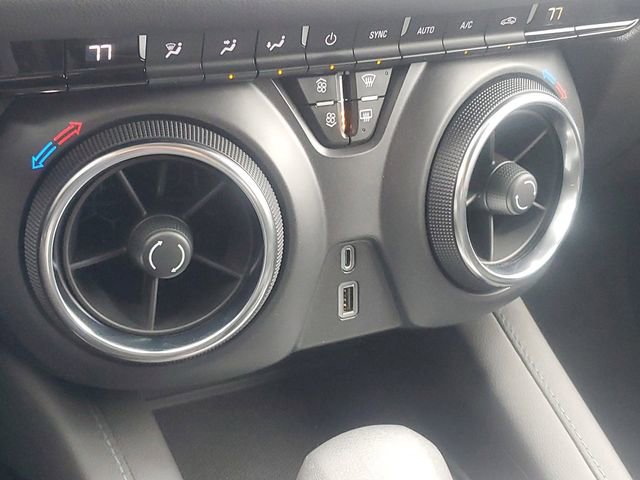 Used 2021 Chevrolet Blazer LT FWD image 26