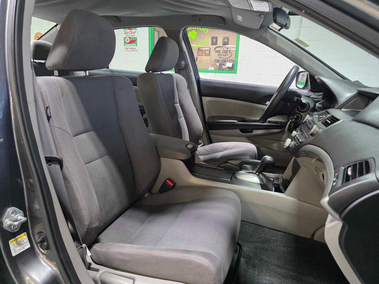 Used 2011 Honda Accord LX-P image 24