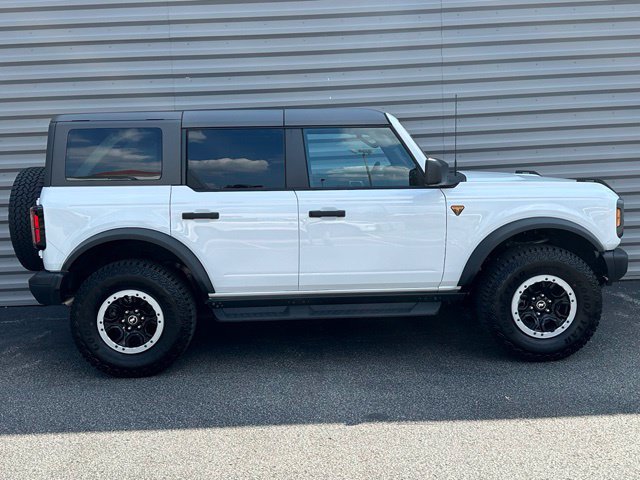 New 2026 Ford Bronco Badlands w/ Sasquatch Package AWD/4WD image 4